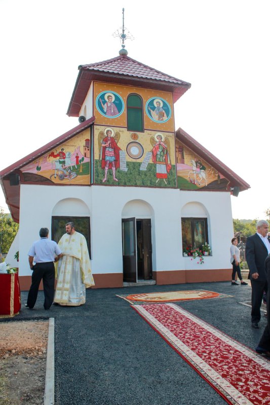 Bucurii sfinte la Suseni-Gorj şi Râmnic 11482