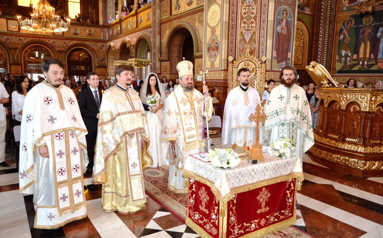 Slujiri arhierești în cea de a 14-a Duminică după Rusalii 11465