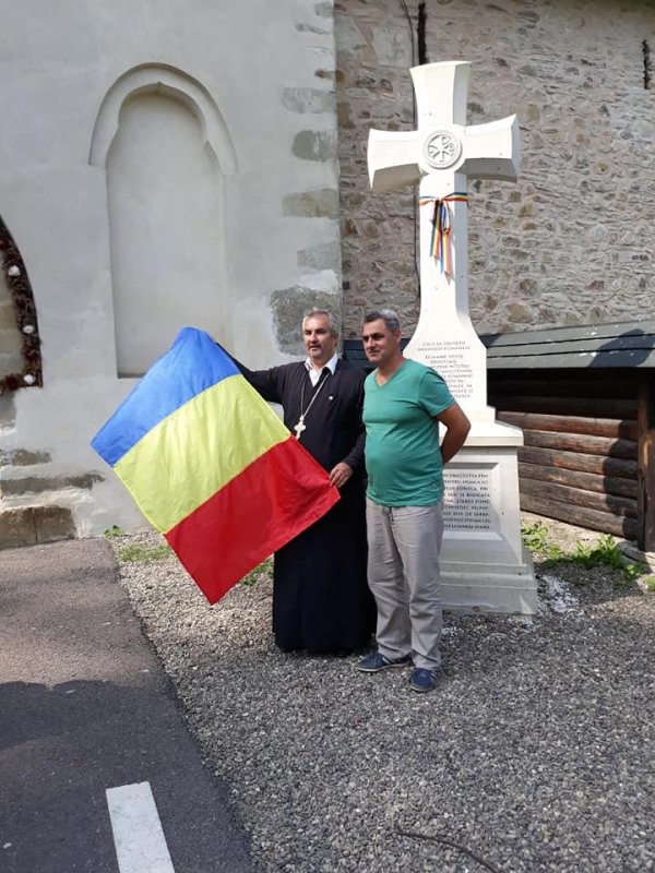 Pelerinaj pentru credincioşii parohiei gorjene Roşiuţa 11423