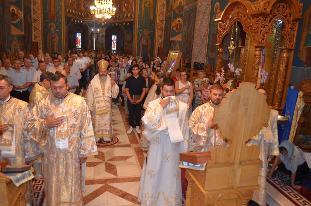 PS Ignatie: „Cum este haina sufletului tău când te întâlneşti cu Dumnezeu?” 11345