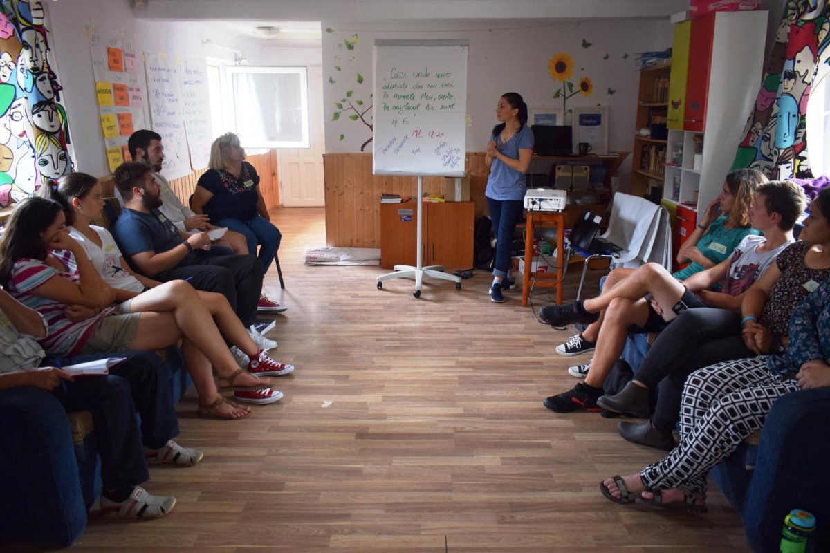 Cursuri de lideri la Lupeni 11314