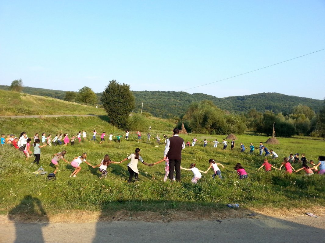 „Uniţi pentru Hristos” - tabără pentru copiii Parohiei Humosu 11249