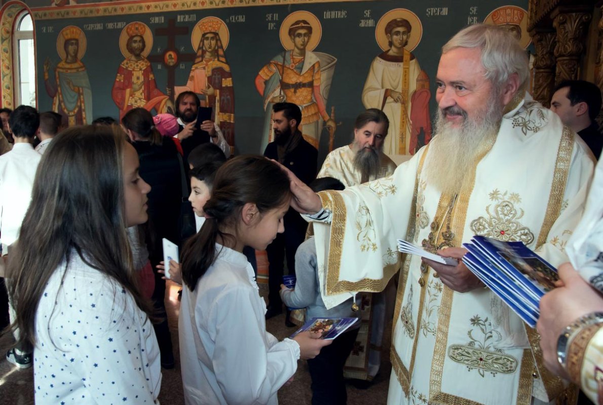 Mesajul IPS Arhiepiscop și Mitropolit Andrei, la începutul noului an școlar 11198