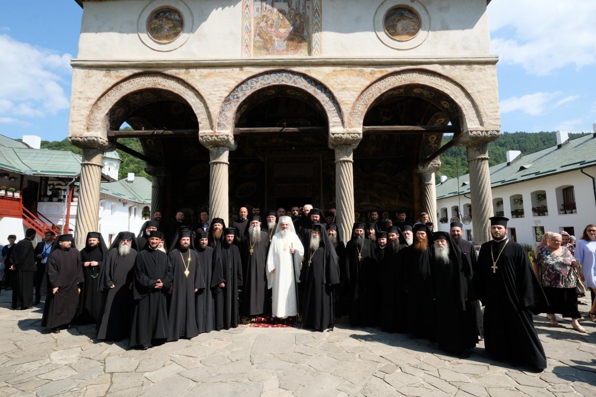 Continuarea unei moșteniri a Patriarhului Justinian 11055