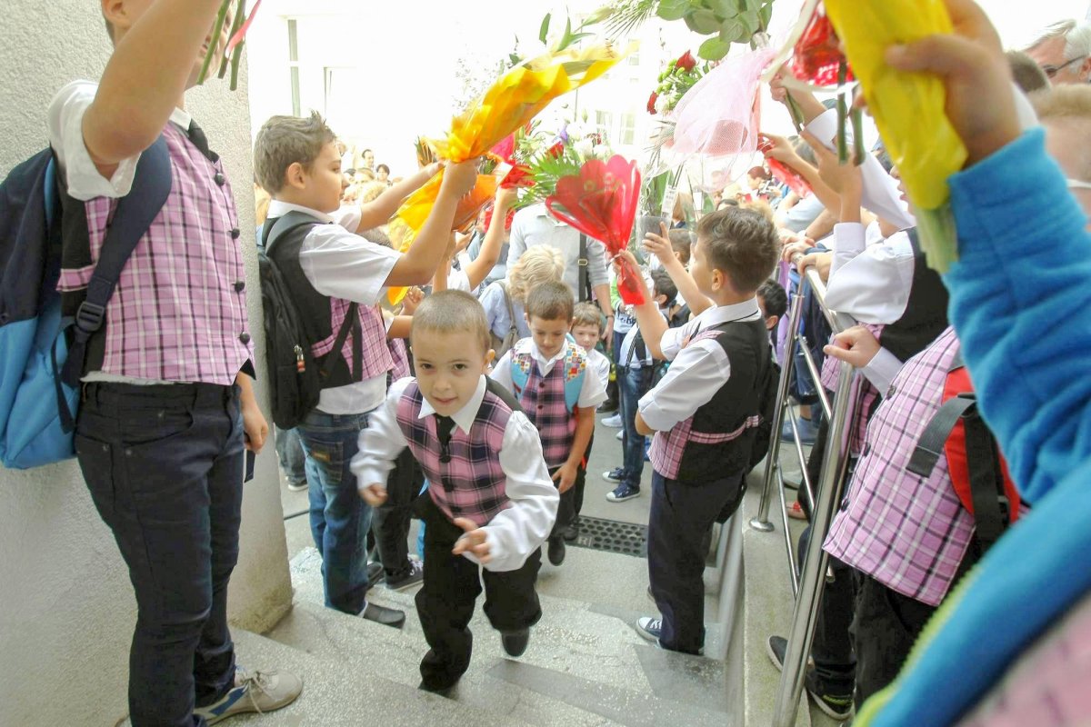 Astăzi începe un nou an școlar 11042