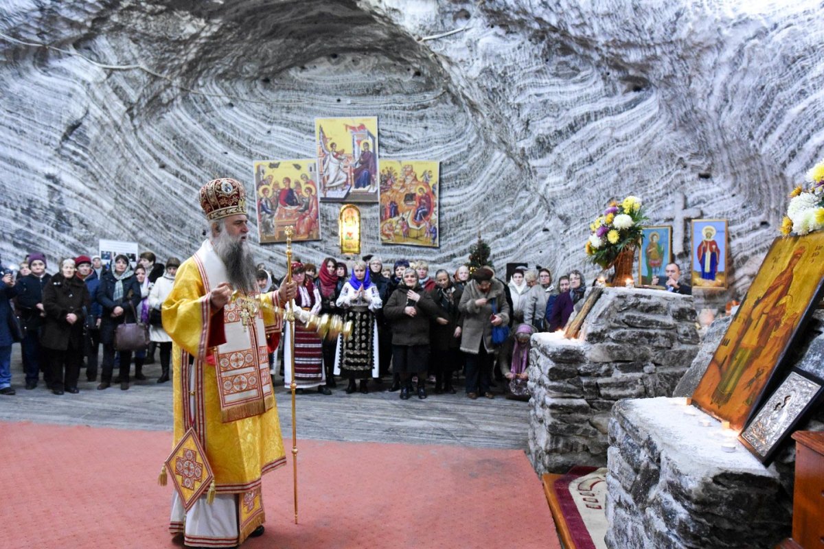 Oraşele Horezu şi Ocnele Mari din Vâlcea 10993