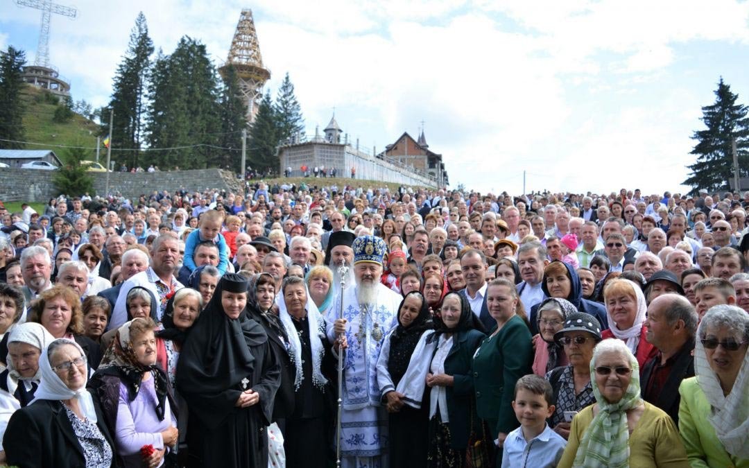 Slujiri arhierești la sărbătoarea Nașterii Maicii Domnului 10979