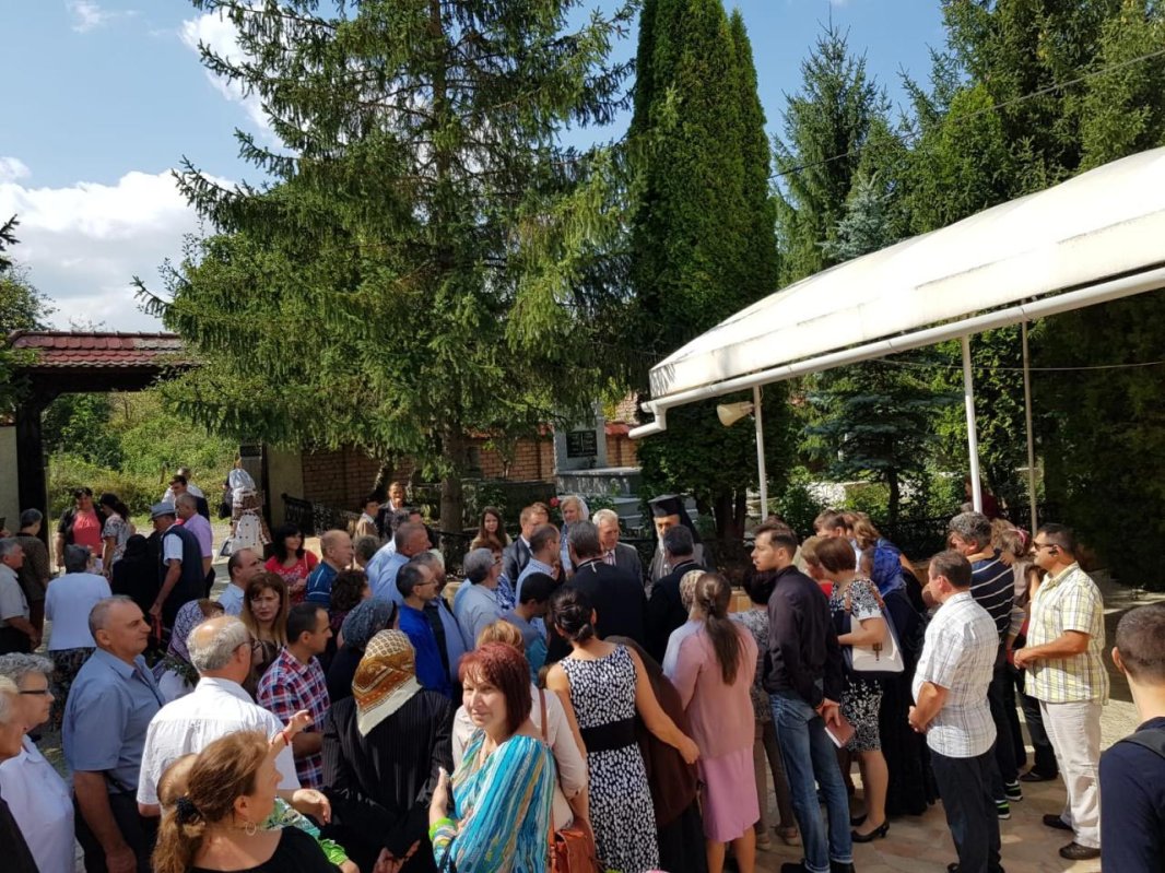 Slujiri arhierești la sărbătoarea Nașterii Maicii Domnului 10985