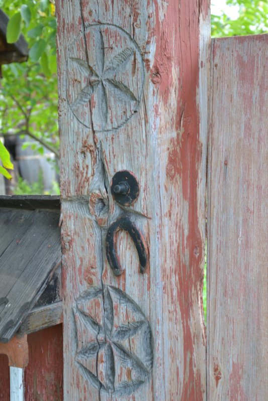 Sufletul satului, aciuat în ograda lui Dionizie Olenici 11013