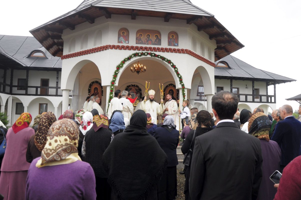 Schitul Marginea şi-a sărbătorit hramul 10858