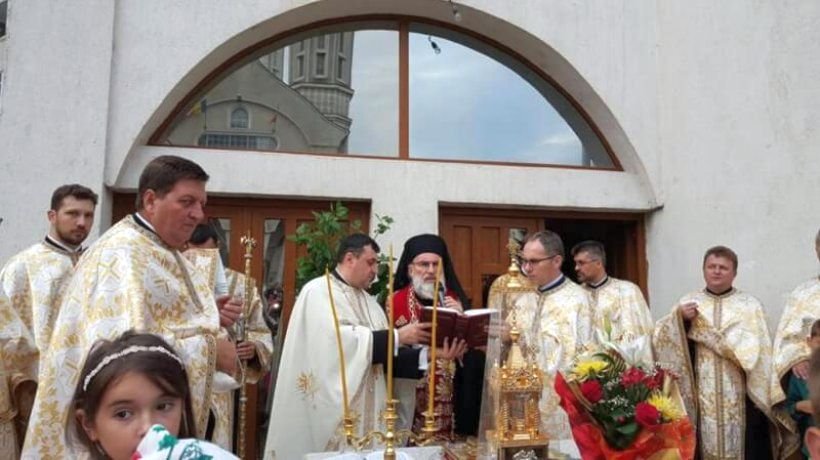 Proiectul eparhial „Lăsaţi copiii să vină la Mine şi nu-i opriţi!” 10685