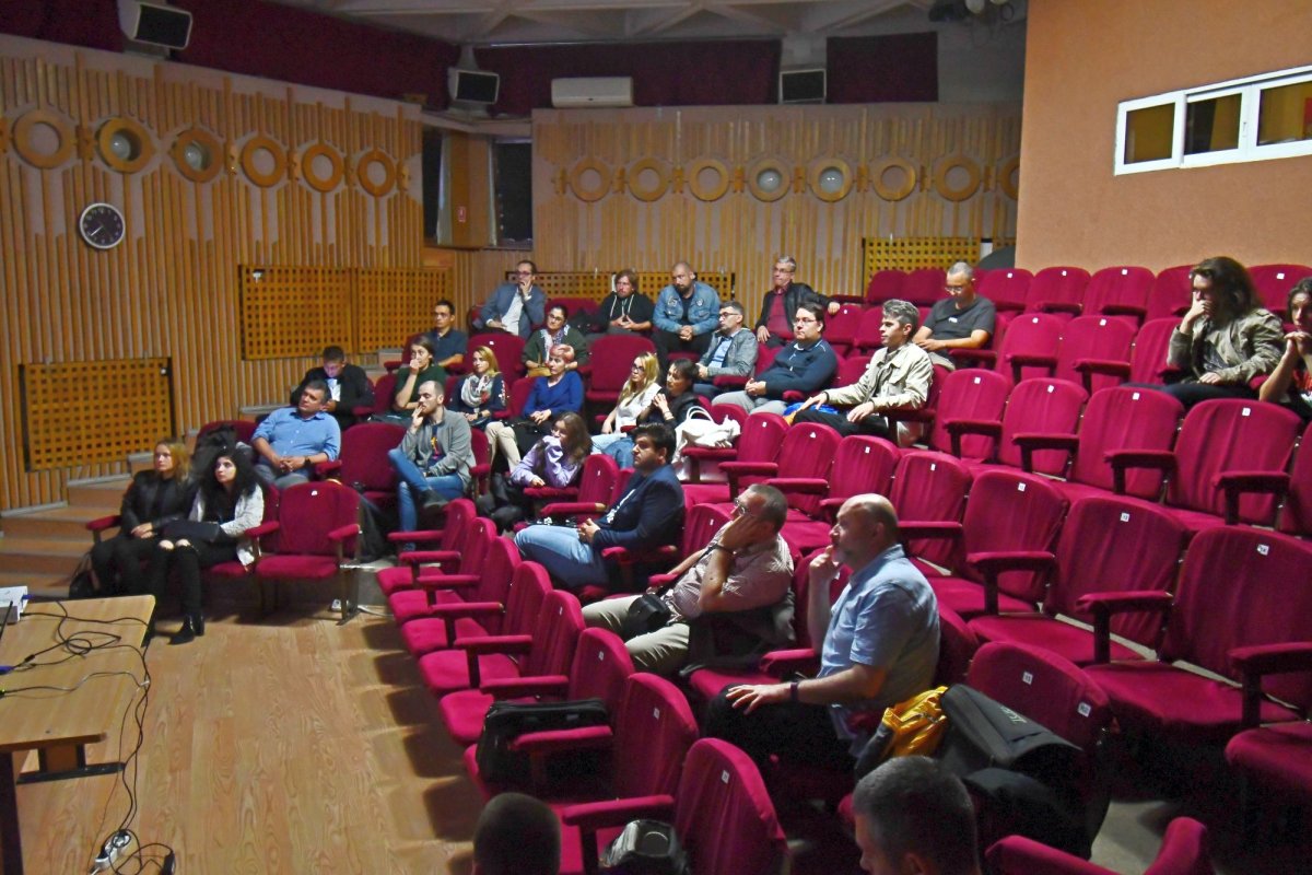 Sufletul satului autentic românesc, adus la Iaşi de Vlad Dumitrescu 10585