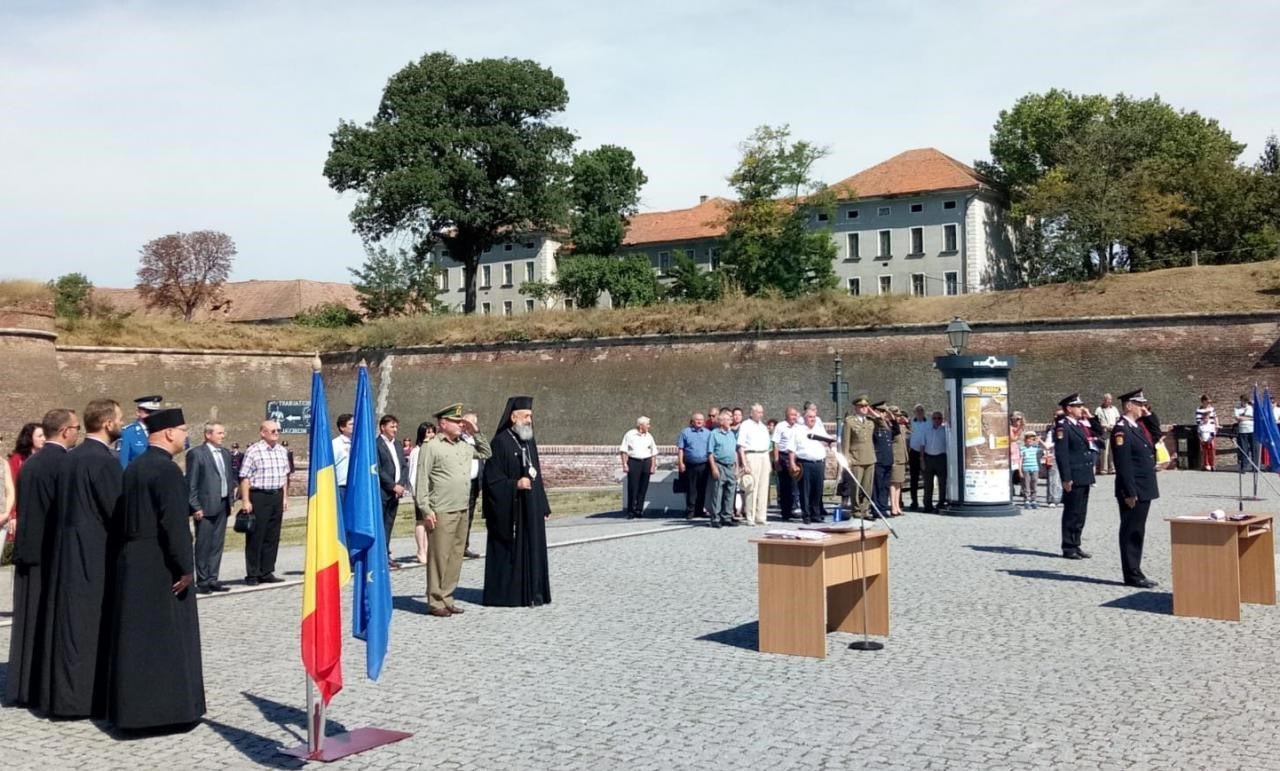 Ceremonii religioase și militare cu ocazia Zilei Naționale a Pompierilor 10525