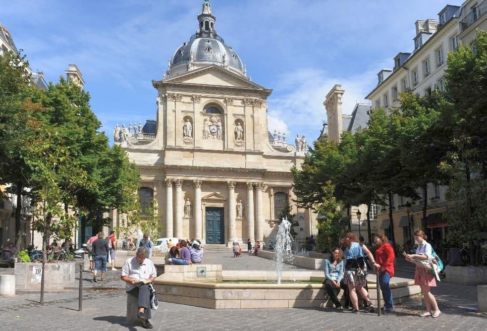 Biserica și educația în Occidentul creștin 10501