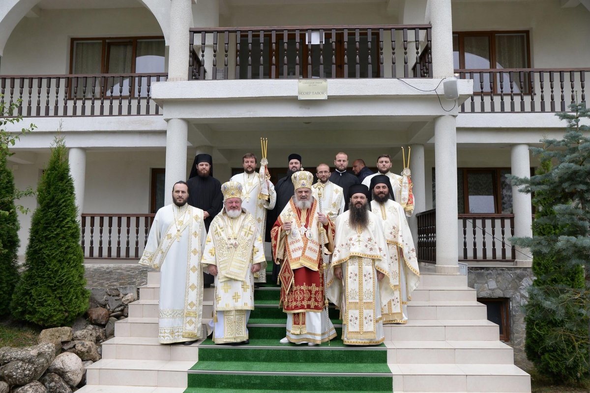 Asumarea crucii transformă suferinţa în biruinţă 10462