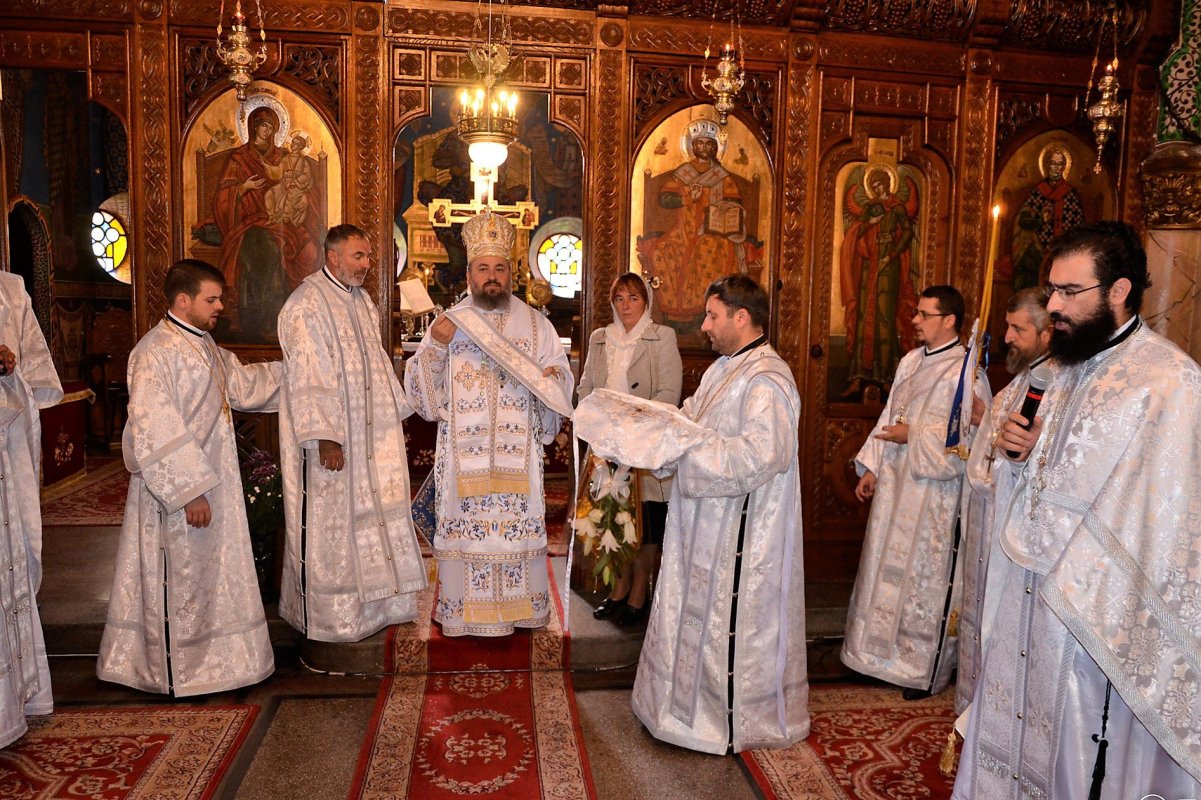 Hirotonire la Catedrala Episcopală din Deva 10422