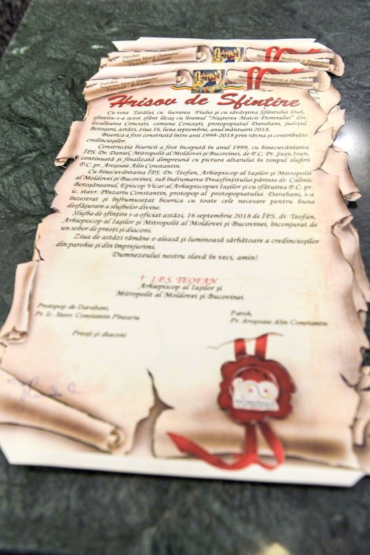 IPS Teofan: „A lua crucea şi a urma lui Hristos înseamnă a nu te ruşina de identitatea ta de creştin” 10393