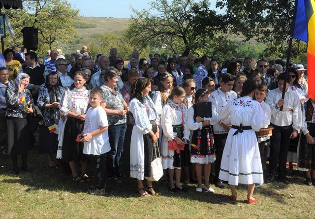 Slujiri arhierești la sărbătorea Înălțărea Sfintei Cruci 10410