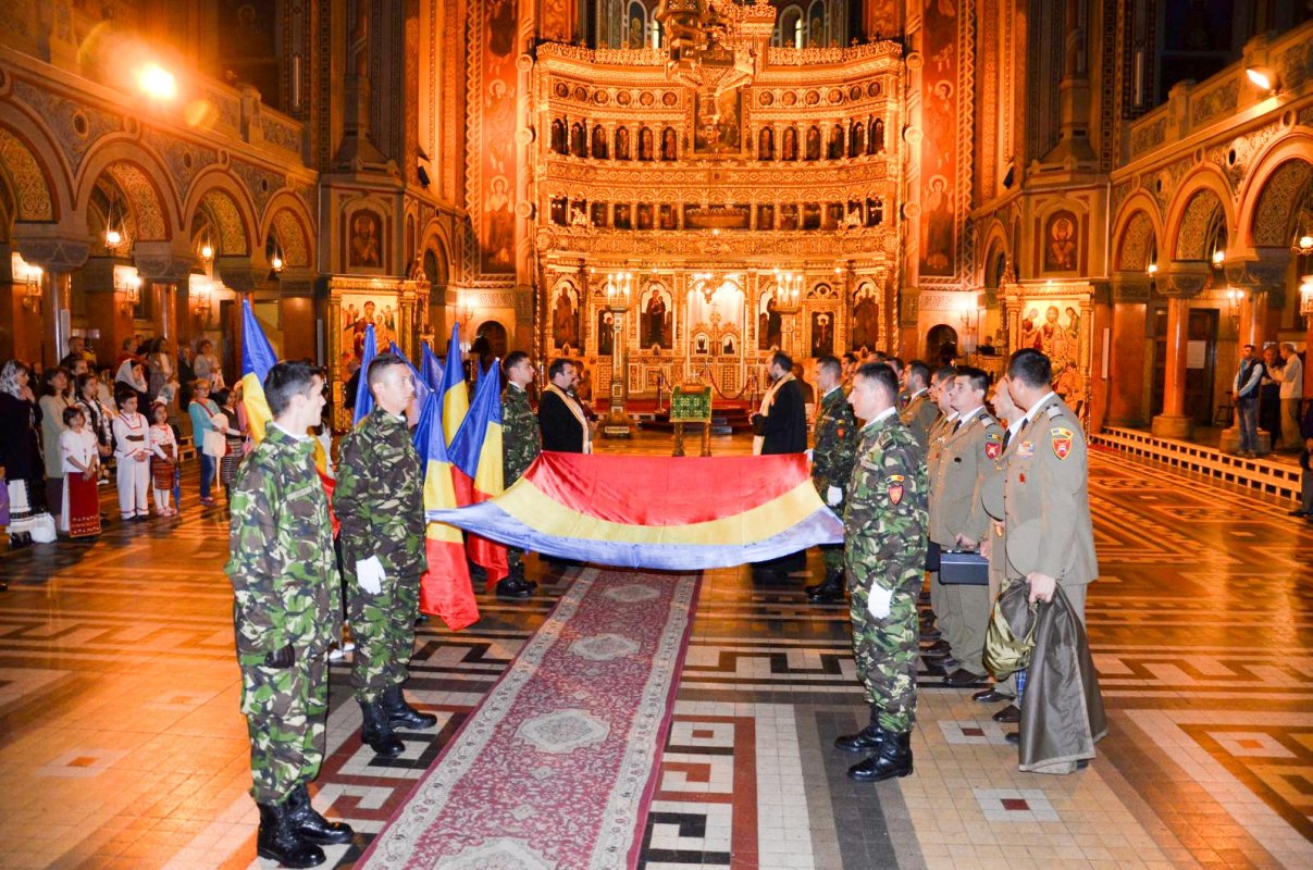 „Dumnezeu doreşte şi iubeşte unitatea unui popor” 10363