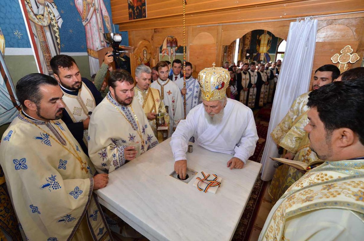 Liturghii misionare în comunități muntene și dobrogene 10371