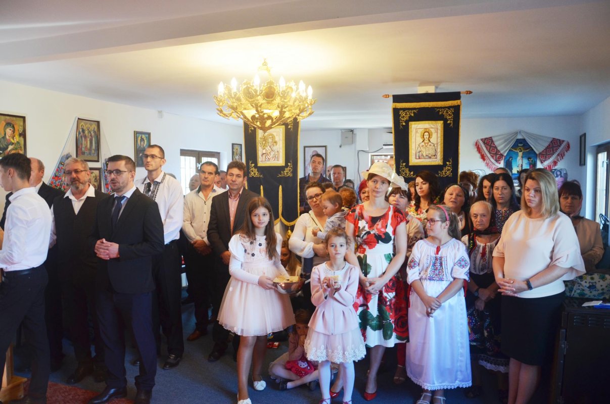 Slujiri arhierești în Duminica de după Înălțarea Sfintei Cruci 10334