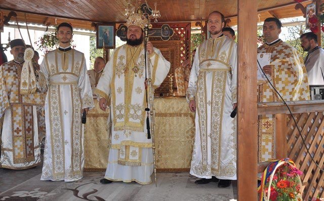 Slujiri arhierești în Duminica de după Înălțarea Sfintei Cruci 10338