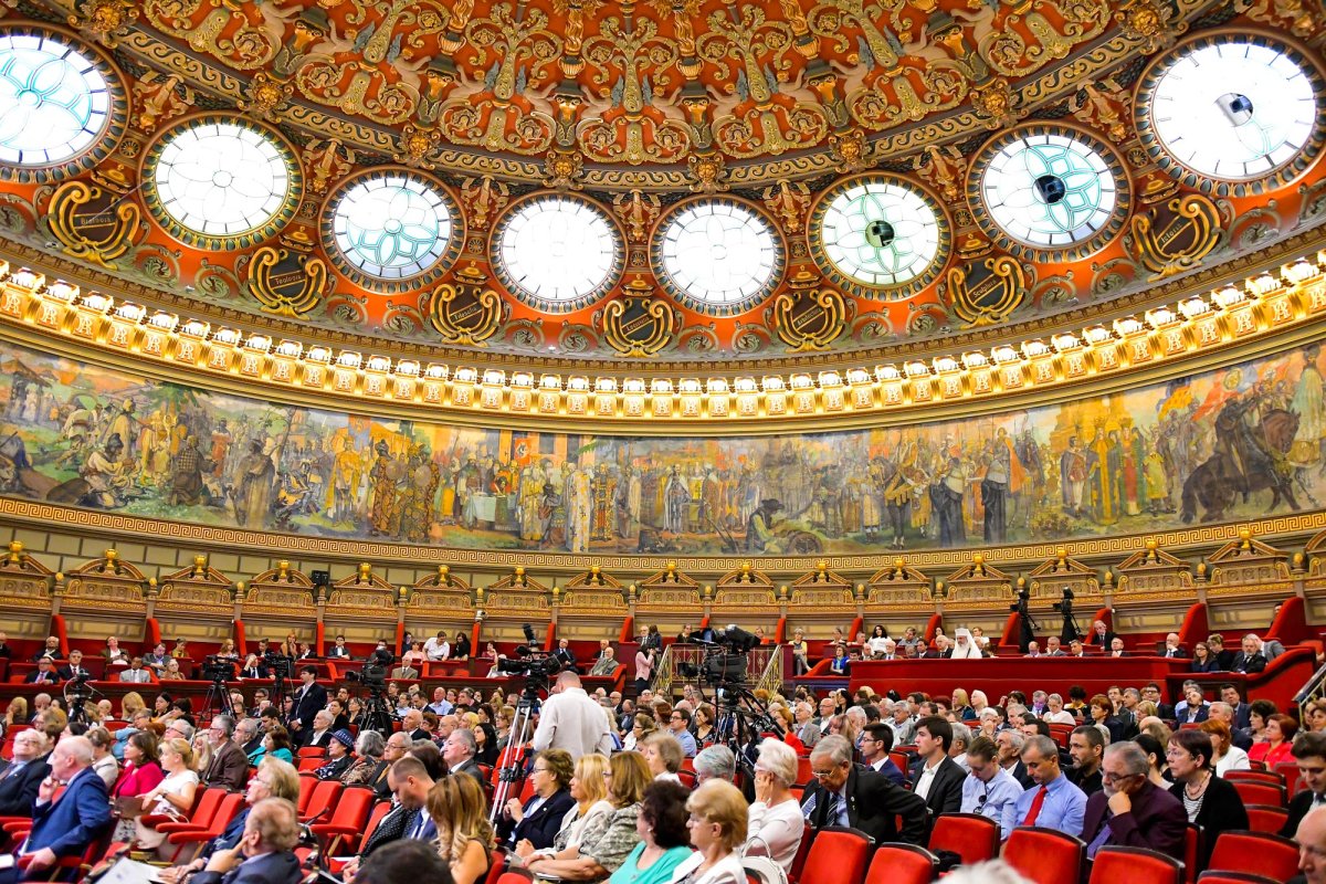 Conferință internațională dedicată Centenarului 10289