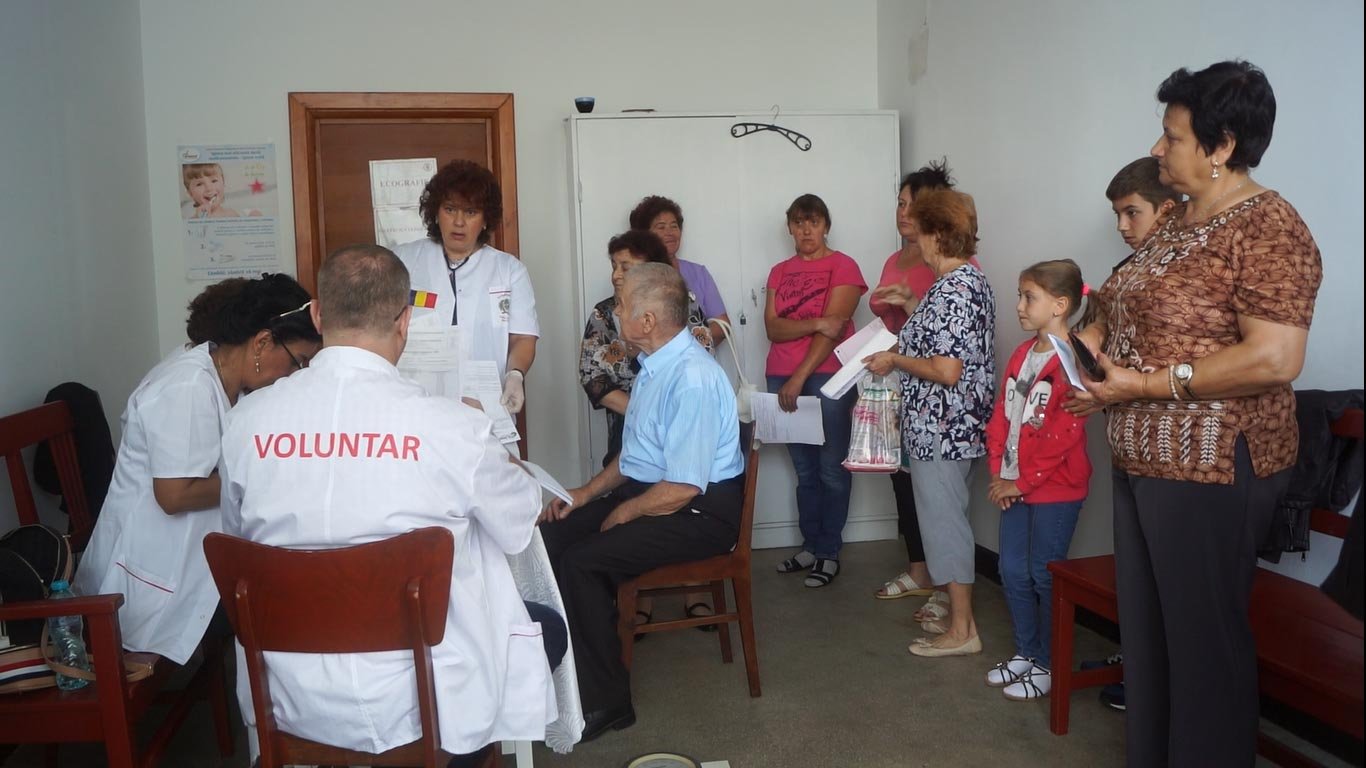 Servicii medicale gratuite pentru 100 de pacienţi 10298