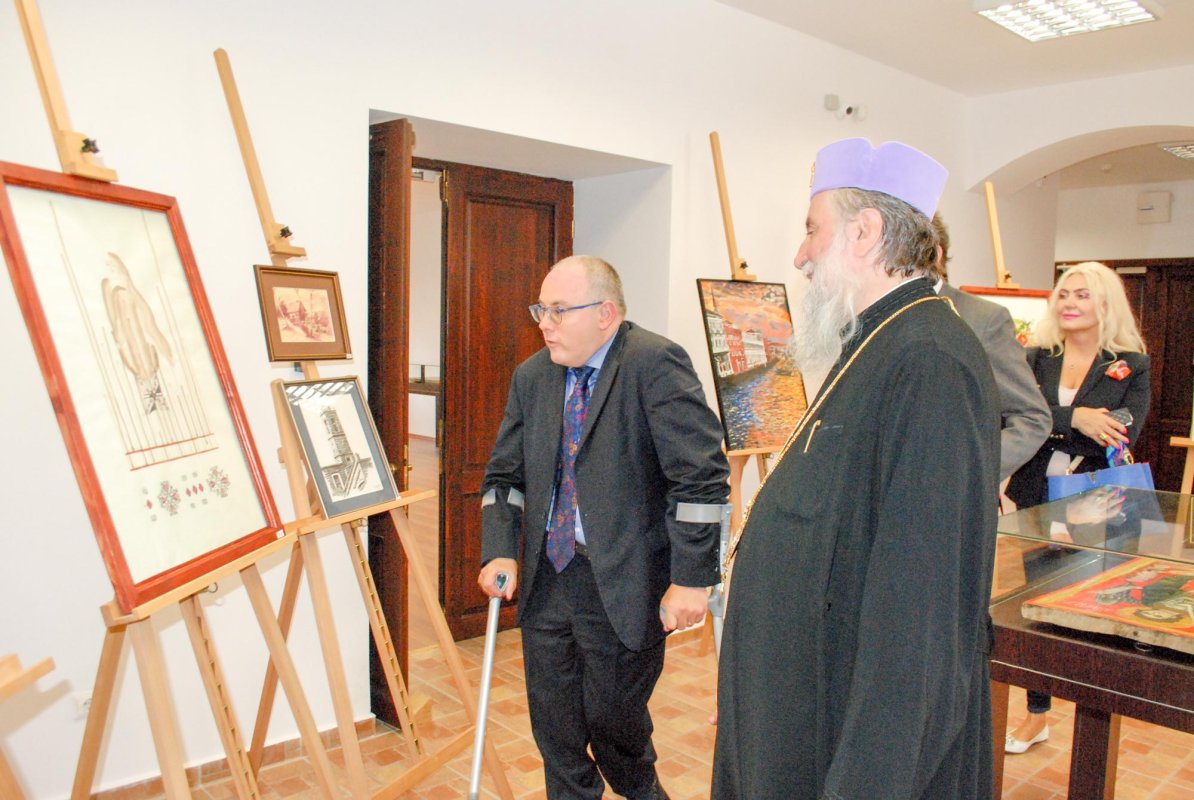 Robert Halfon, Doctor Honoris Causa al UCV 10162