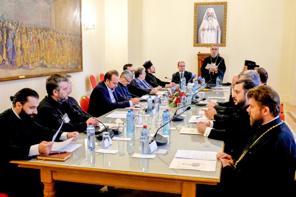 Simpozion internaţional la Palatul Patriarhiei 10123