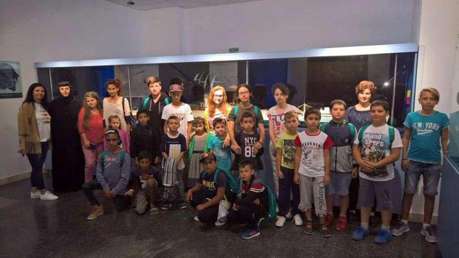 Tabără pentru 22 de copii din judeţul Olt 10101