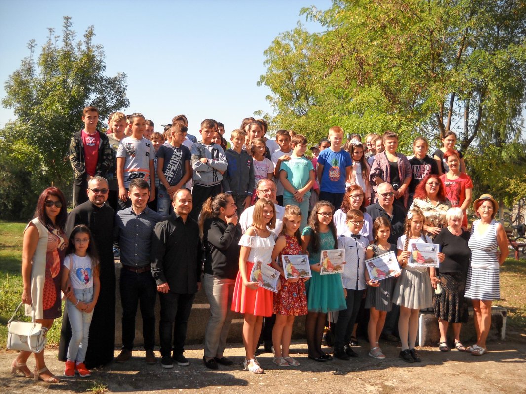 Concert dedicat Marii Uniri în Parohia Birda 10033