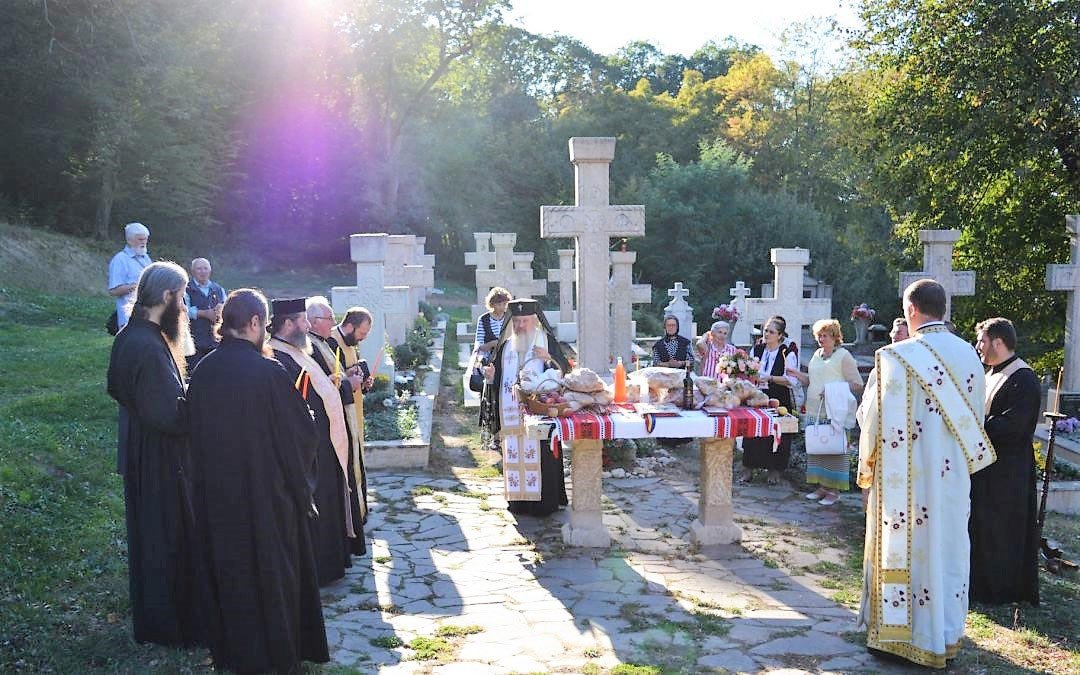 „Colocviile de la Nicula”, ediția a IX-a, la mănăstirea clujeană 9984