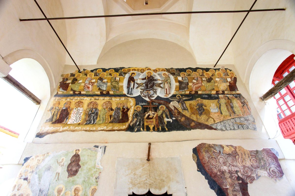 Mănăstirea Arnota, izvor de binecuvântare şi sfinţenie 9991