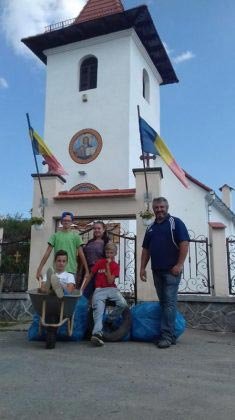 Activităţi cultural-educative la Nou Român, judeţul Sibiu 9851