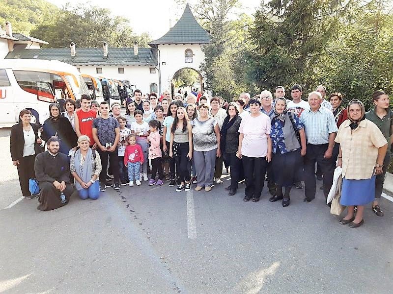 Credincioși din Coveș, Sibiu, în excursie în Alba și Hunedoara 9690