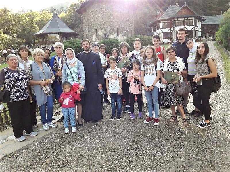Credincioși din Coveș, Sibiu, în excursie în Alba și Hunedoara 9693