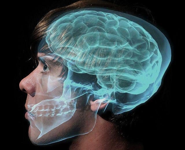 De ce fac adolescenții alegeri riscante 9727