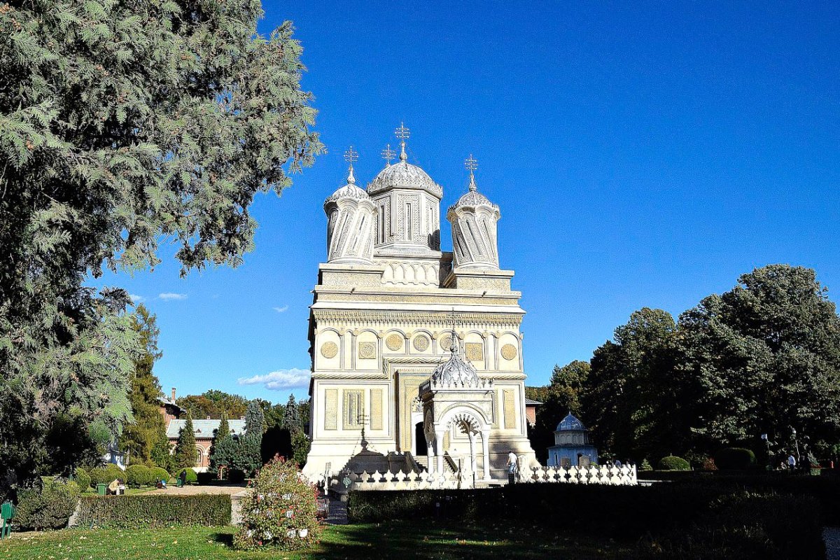 Hramul Catedralei Arhiepiscopale din Curtea de Argeș 9663