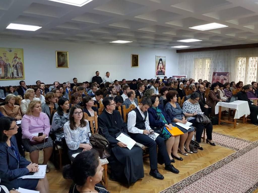 IPS Ioachim: „Să nu uitaţi de importanţa slujirii pe care o aveţi” 9620