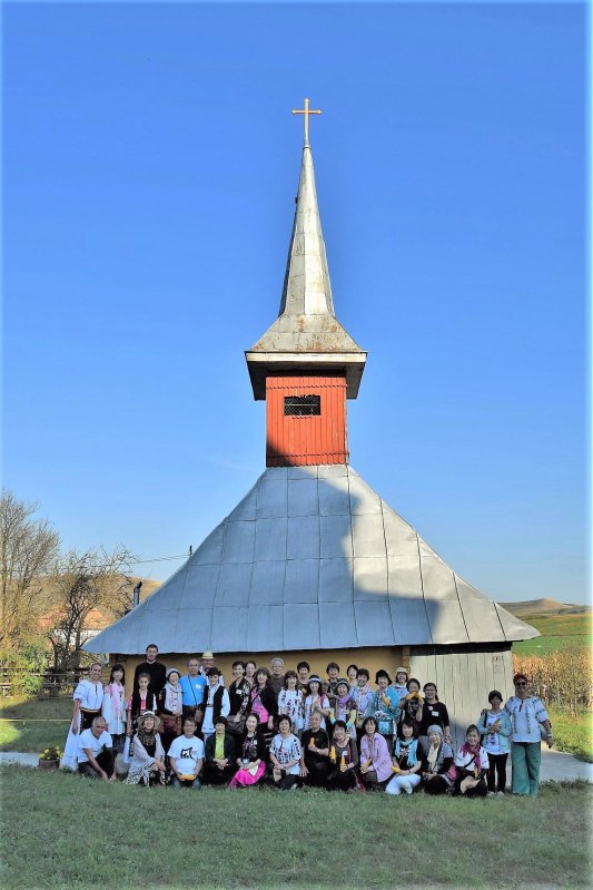 Turiști japonezi în Parohia Berchieșu, Protopopiatul Turda 9634