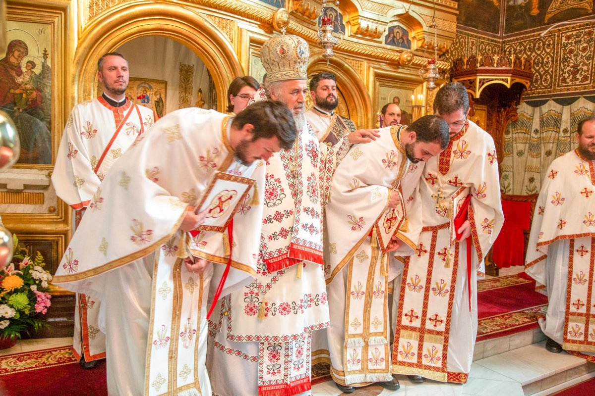 Moment aniversar în Catedrala Arhiepiscopală din Galați 9574