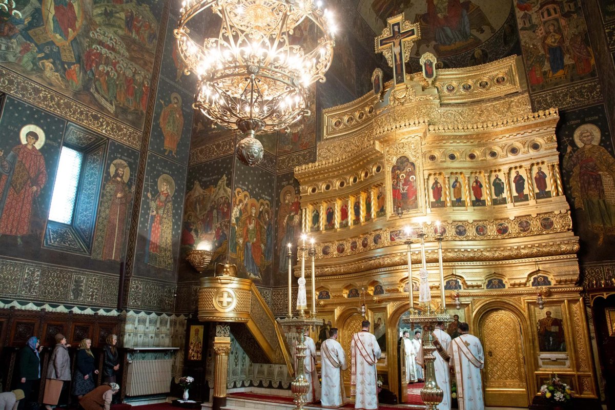 Moment aniversar în Catedrala Arhiepiscopală din Galați 9586