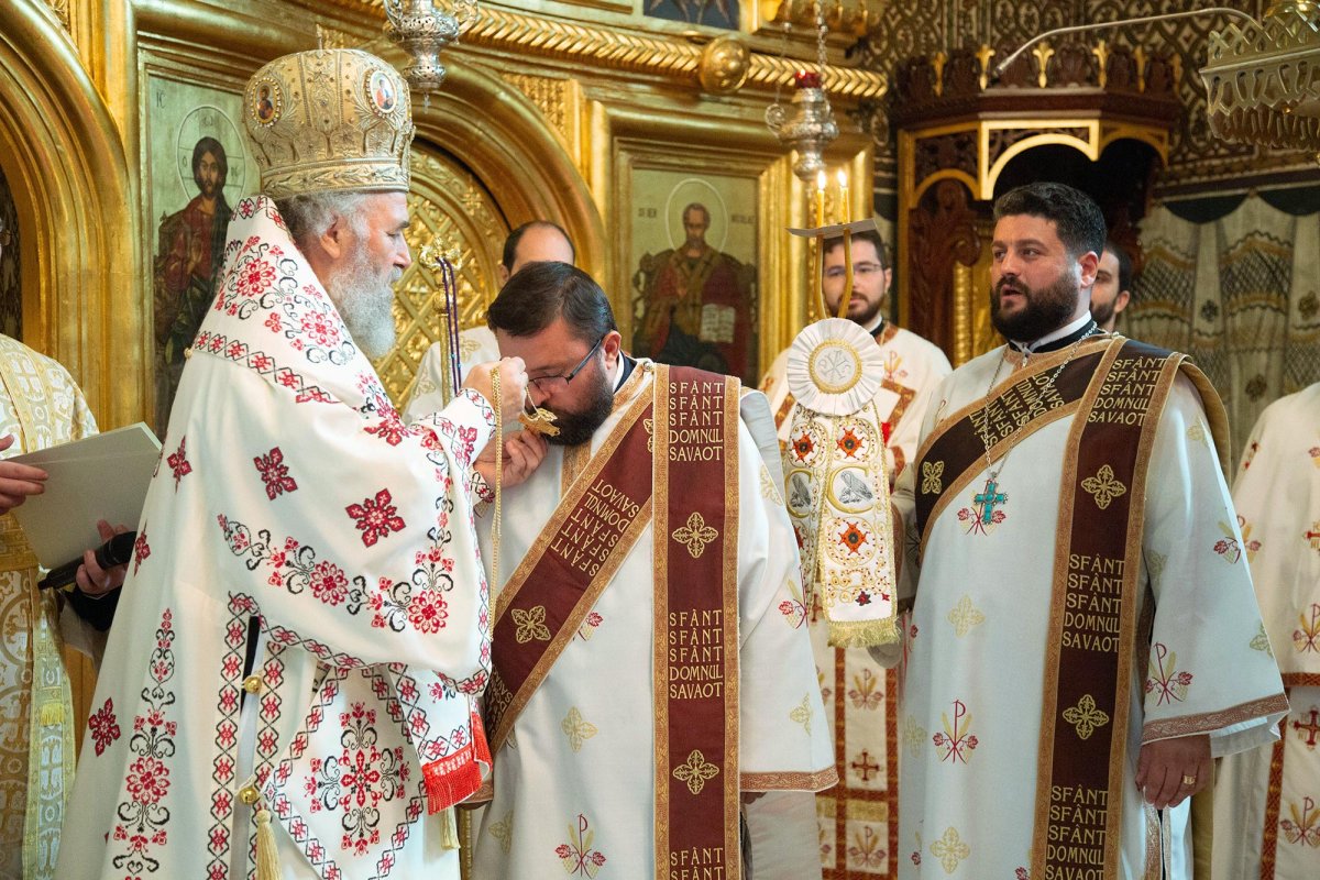 Moment aniversar în Catedrala Arhiepiscopală din Galați 9591