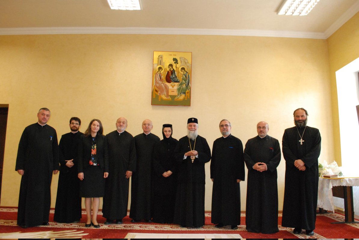 Un nou doctor în teologie la Craiova 9555