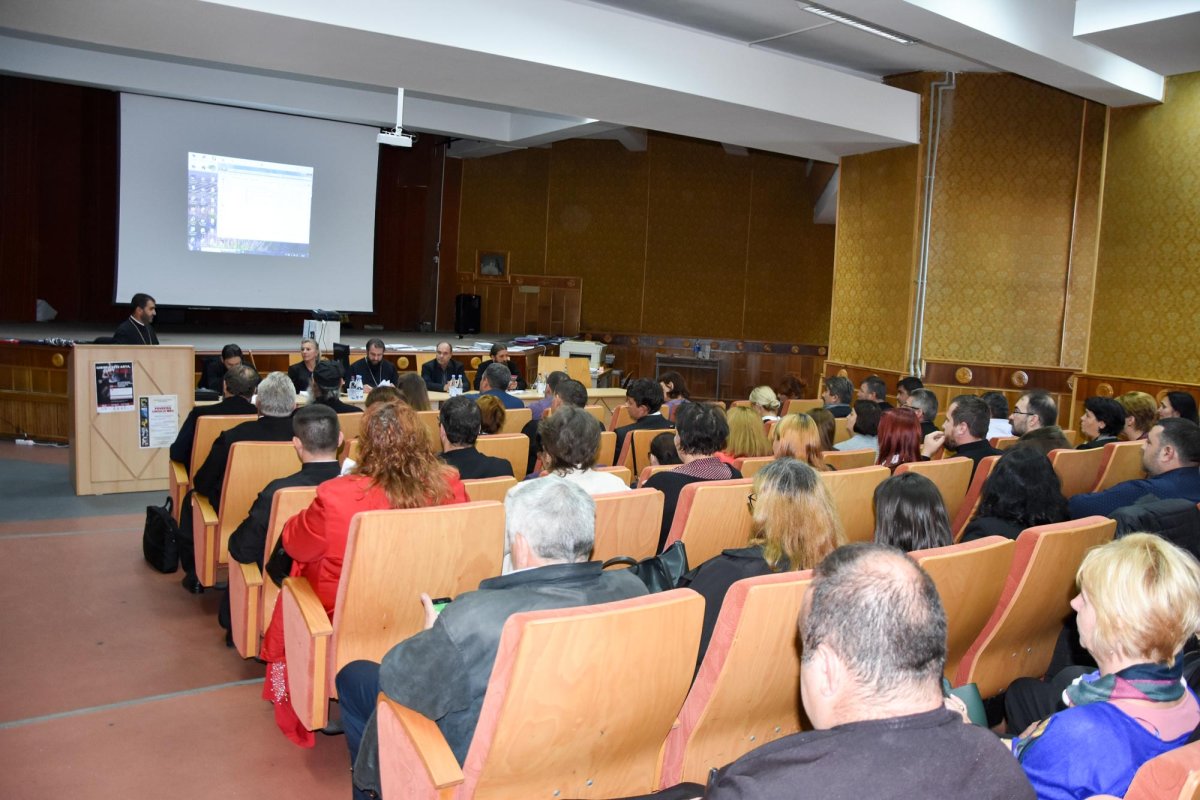 Consfătuire a profesorilor de religie cărăşeni 9484