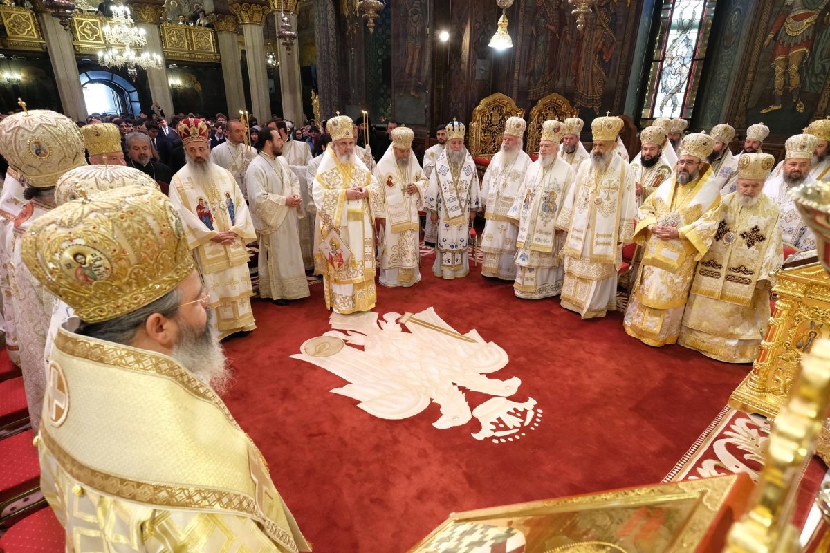 Patriarhul României a sărbătorit 11 ani de la întronizare 9447