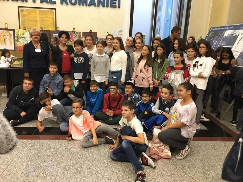 Activităţi educativ-catehetice în Mitropolia Olteniei 9420