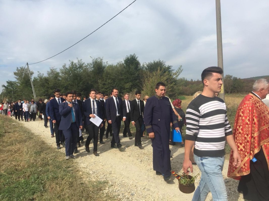 Activităţi educativ-catehetice în Mitropolia Olteniei 9424