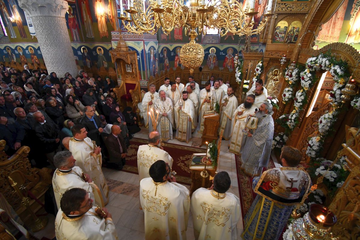 Îndemn pentru participarea la Referendumul din 6-7 octombrie 9374